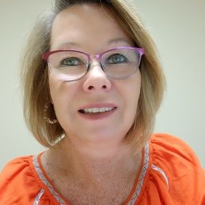 Meet your Posher, Misty